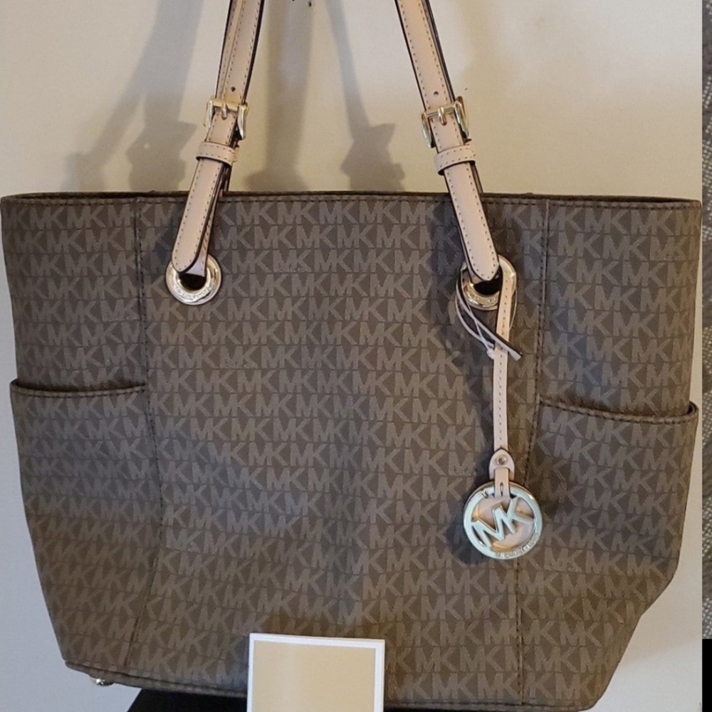 Authentic Michael Kors Mocha  Jet Set Tote Bag